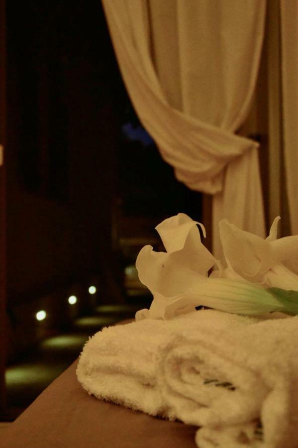 Green House Beach Hotel มอนเดลโล ภายนอก รูปภาพ